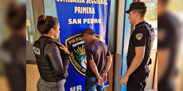 DETENIDO. El acusado fue encontrado en el monte y buscan un pistolón.