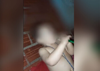 El municipio y la Justicia de Iguazú evalúan la situación del niño que fue filmado fumando