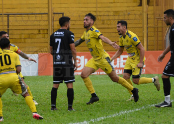 Crucero y un empate que sirve para depender de sí mismo