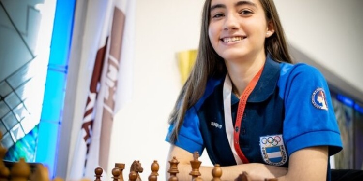 Candela Francisco / Foto: @FIDE_chess