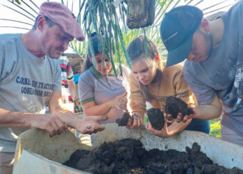 La Multiversidad Popular presente  en el congreso agro sustentable