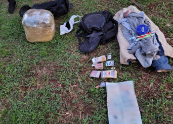 Pasajero llevaba un bolso con marihuana