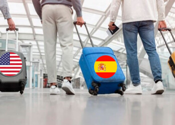 La realidad de los argentinos que emigran: cuánto necesitan ganar para poder ahorrar