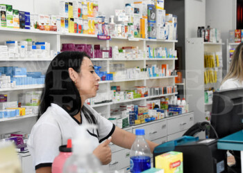Un fin de semana con farmacias de todo el país con poco stock de medicamentos