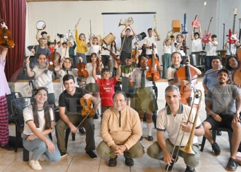 “El arte afianza a los alumnos, les da seguridad y mejoran sus notas”