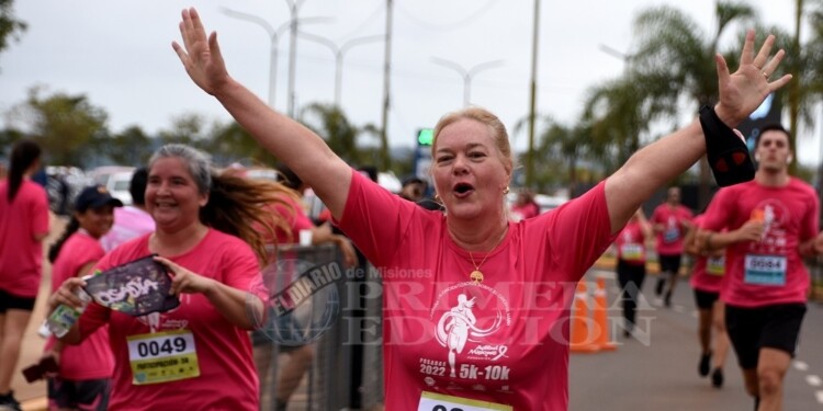 FUERZA ROSA. Cada vez son más las personas que se suman para concientizar sobre el control anual.