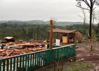 El vicegobernador recorre las zonas afectadas por el temporal
