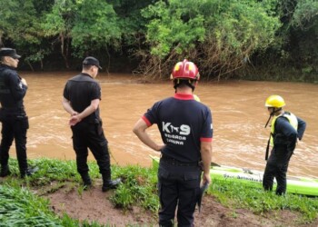 Panambí: intensifican la búsqueda del joven desaparecido en el arroyo Alférez