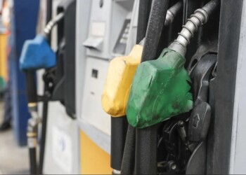 Se agudizó el faltante de naftas y recrudece el reclamo empresarial