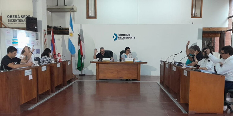 UNÁNIME. Los concejales aprobaron la ampliación presupuestaria 2023 en Oberá