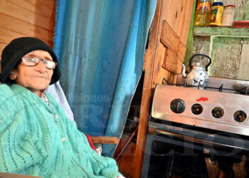 Doña Chela cumplió 100 años, está totalmente sana y no toma ninguna pastilla