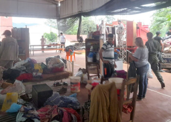 Tras la crecida, evacuados comenzaron a volver a sus casas en El Soberbio y Alba Posse