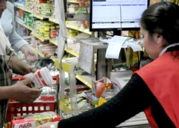 El Centro de Empleados de Comercio salió al cruce del sindicalista aliado a Javier Milei