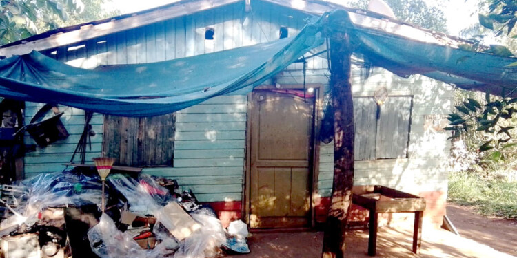 PELEA POR CONTROLAR LA “PLAYLIST”. La escena del crimen del joven. El arma utilizada no pudo ser ubicada.