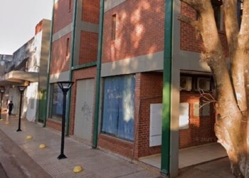 Escándalo en Iguazú por bebé de 18 meses filmado consumiendo tabaco