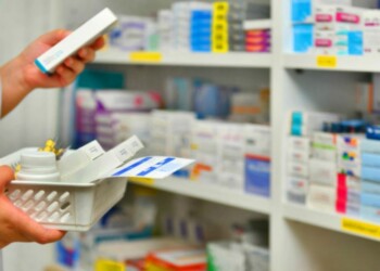 Droguerías no reponen medicamentos a las farmacias desde el jueves