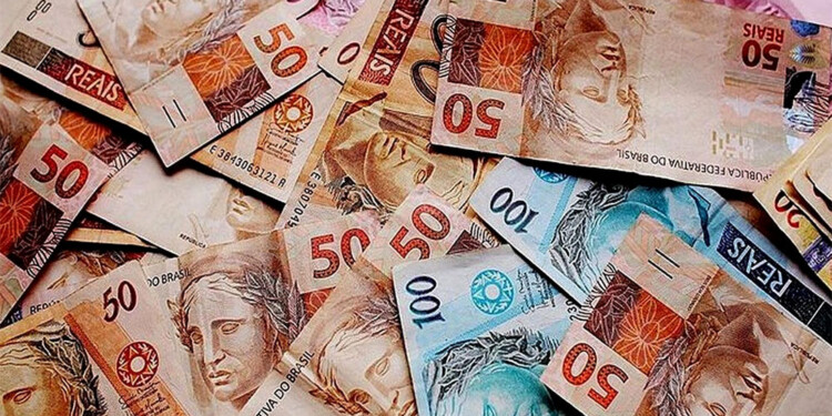 “REAL FRONTERA”. La moneda brasileña paralela se disparó por la demanda que despertó la corrida del dólar blue.