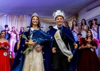 Recta final de la Estudiantina 2023: Camila y Lucas, son los nuevos reyes posadeños