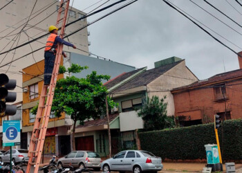 Instalaron nuevos semáforos en el microcentro capitalino