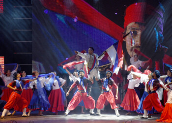 Se encendió el brillo del Festival del Litoral