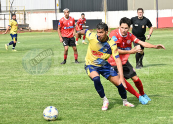 Lluvia de goles para Mitre y Huracán