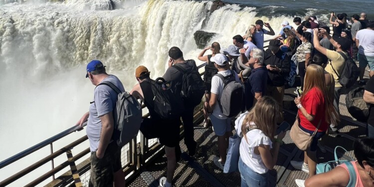 DIVINO TESORO. Garganta del Diablo, el salto más buscado, seguirá cerrado durante varios meses más.