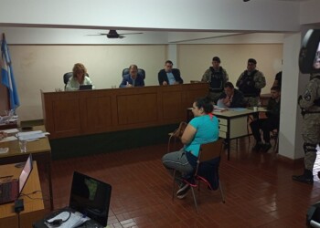 Víctima de asalto y lesiones fue detenida en pleno juicio oral