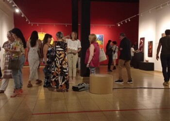 La artista Alejandra Ciganda comparte su experiencia del fuego en el Museo Yaparí