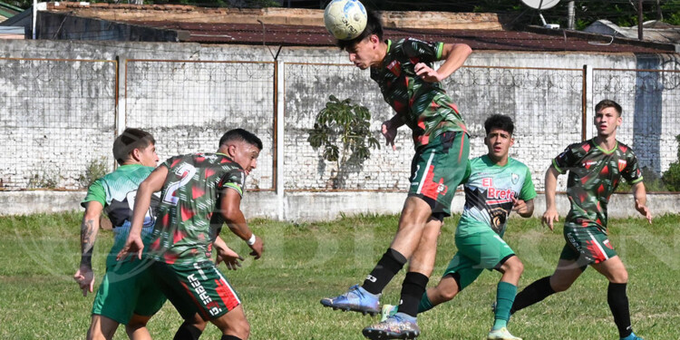LOCALÍA. El Verdirrojo aprovechó jugar en casa y sumó los primeros tres puntos ayer. En la segunda quedará libre.