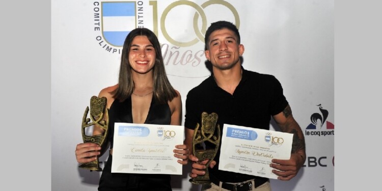 REFERENTE. Camila Amarilla junto al luchador olímpico Agustín Destribats.