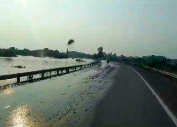 Santo Tomé, virtualmente aislada debido a la crecida