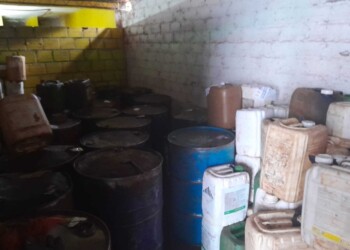 Bronca de productores: les incautan el gasoil para trabajar, pero el contrabando circula