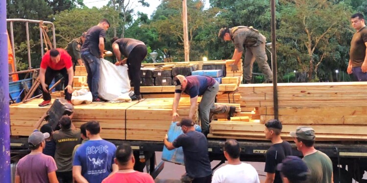 LABOR DE INTELIGENCIA. Efectivos de la sección “Jardín América” del Escuadrón 11 “San Ignacio” fueron clave para este golpe al narco.