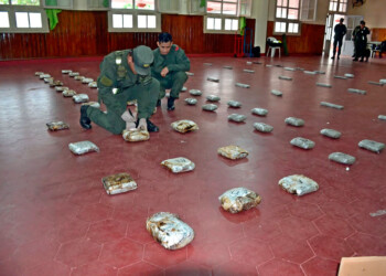 Gendarmería secuestró encomiendas cargadas con marihuana y cigarrillos de origen extranjero