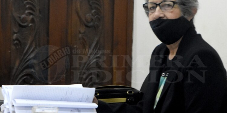 FISCAL. María Gisela Casafús de Castro, acordó con el defensor y el imputado una pena a consideración del Tribunal.