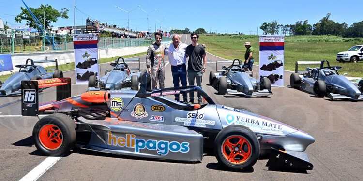 TODO LISTO. La Fórmula Renault Misionera fue presentada oficialmente y ya tiene fecha para acelerar.