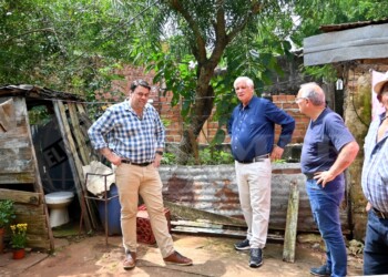 IPRODHA estudia alternativas para mejorar la casita de Doña Chela