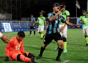 El misionero Mario Ríos marcó tres goles en la victoria de los “Murciélagos” ante México