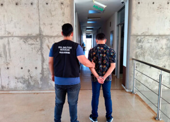 Detuvieron a un profesor de danzas por desobedecer una orden judicial