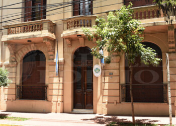 Lo condenaron a seis años de prisión por abusar reiteradamente de una adolescente