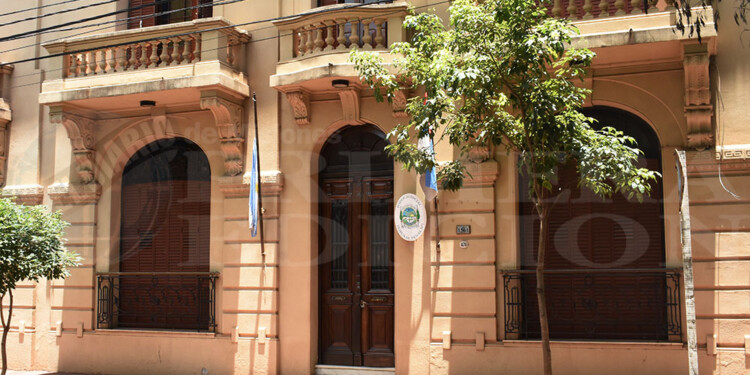 DEBATE Y POLÉMICA EN CALLE LA RIOJA. El Tribunal Penal 1 y otro fallo que genera discusión entre los actores judiciales.