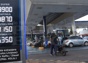 YPF y Shell aumentaron sus combustibles un 15% en el arranque del fin de semana