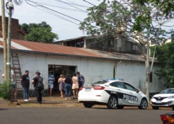 Tragedia en barrio Villa Urquiza: hombre murió tras caer de un techo