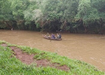 Continúa la búsqueda del joven desaparecido en arroyo de Panambí