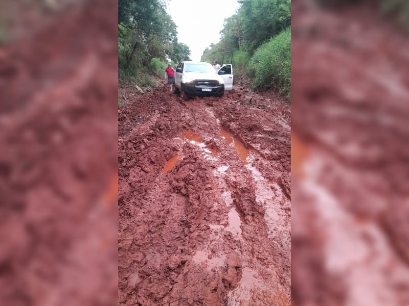 Tractorazo en Montecarlo: “Queremos que nos arreglen los caminos y las rutas terradas”