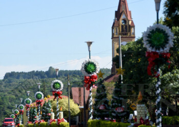 Comenzaron los preparativos para celebrar la tradicional “Navidad en Capioví”
