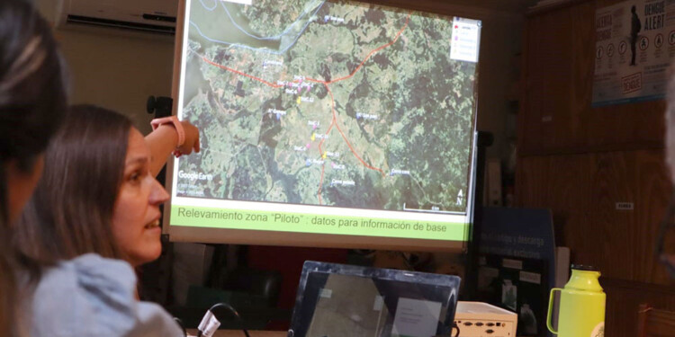 AVANCE. Los técnicos compartieron imágenes con los lugares monitoreados en el campo Santa Cecilia, donde se avistaron ciervos axis.