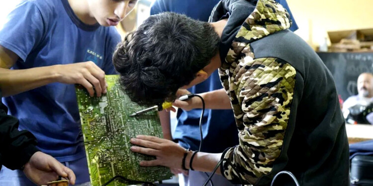 MATRÍCULA COMPLETA. La demanda es tanta que las técnicas habilitaron alumnos en “listas de espera”.