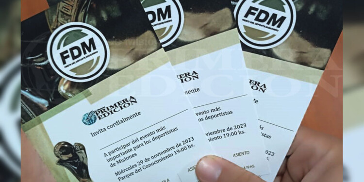 TODO LISTO. Las tarjetas ya aguardan por llegar a manos de los protagonistas.