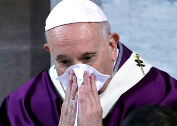 Francisco suspendió todas sus audiencias por “un ligero estado gripal”